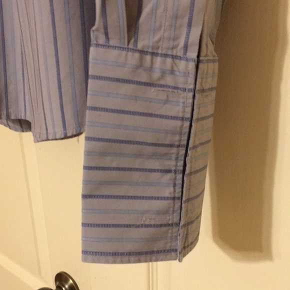 Used men’s Banana Republic button down shirt 15–15 1/2 medium French cuffs. Gray - Picture 4 of 6